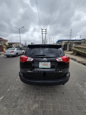 Toyota RAV4 XLE 4dr SUV (2.5L 4cyl 6A) 2015 Black