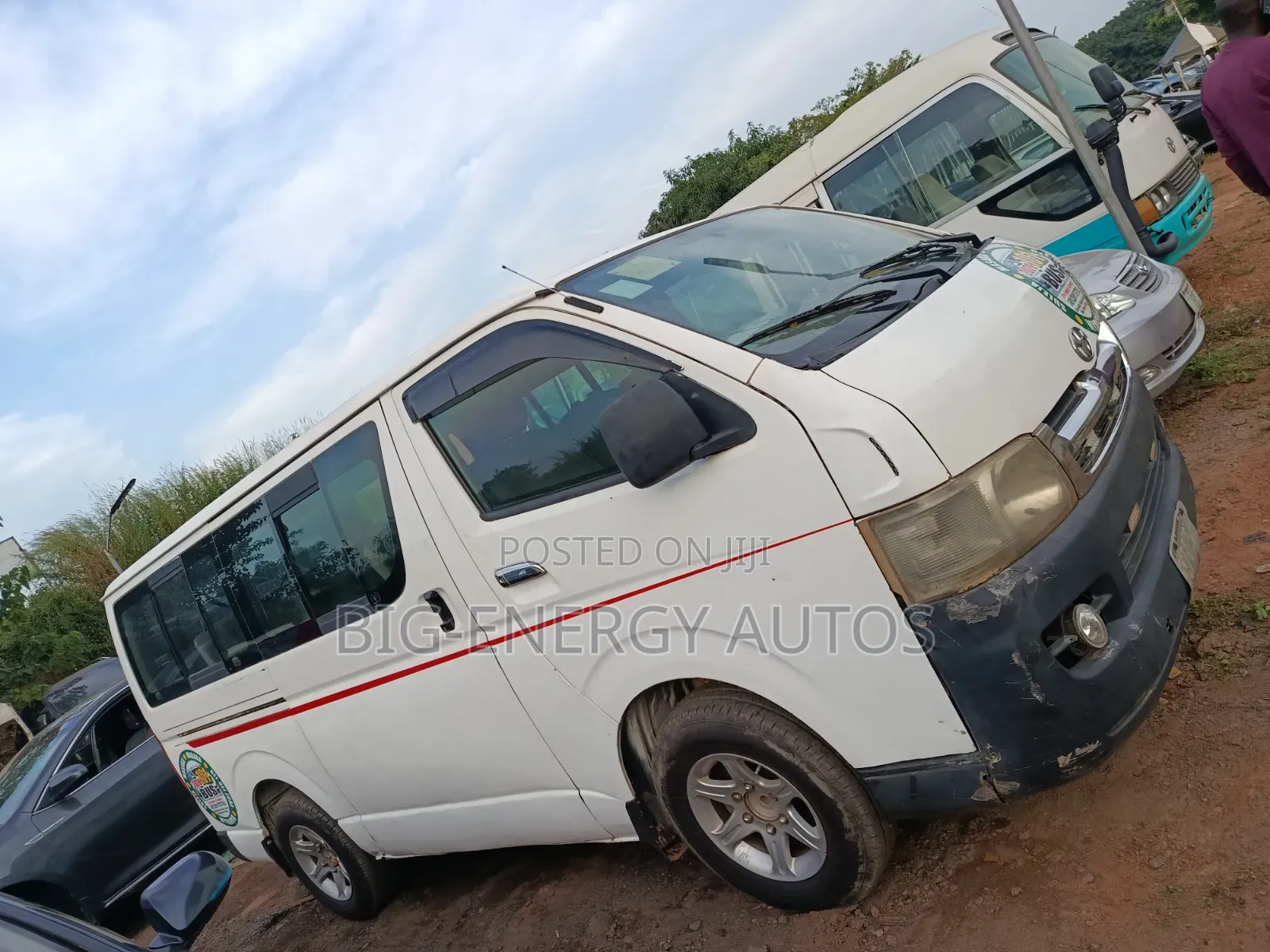 Toyota HiAce 2015 White