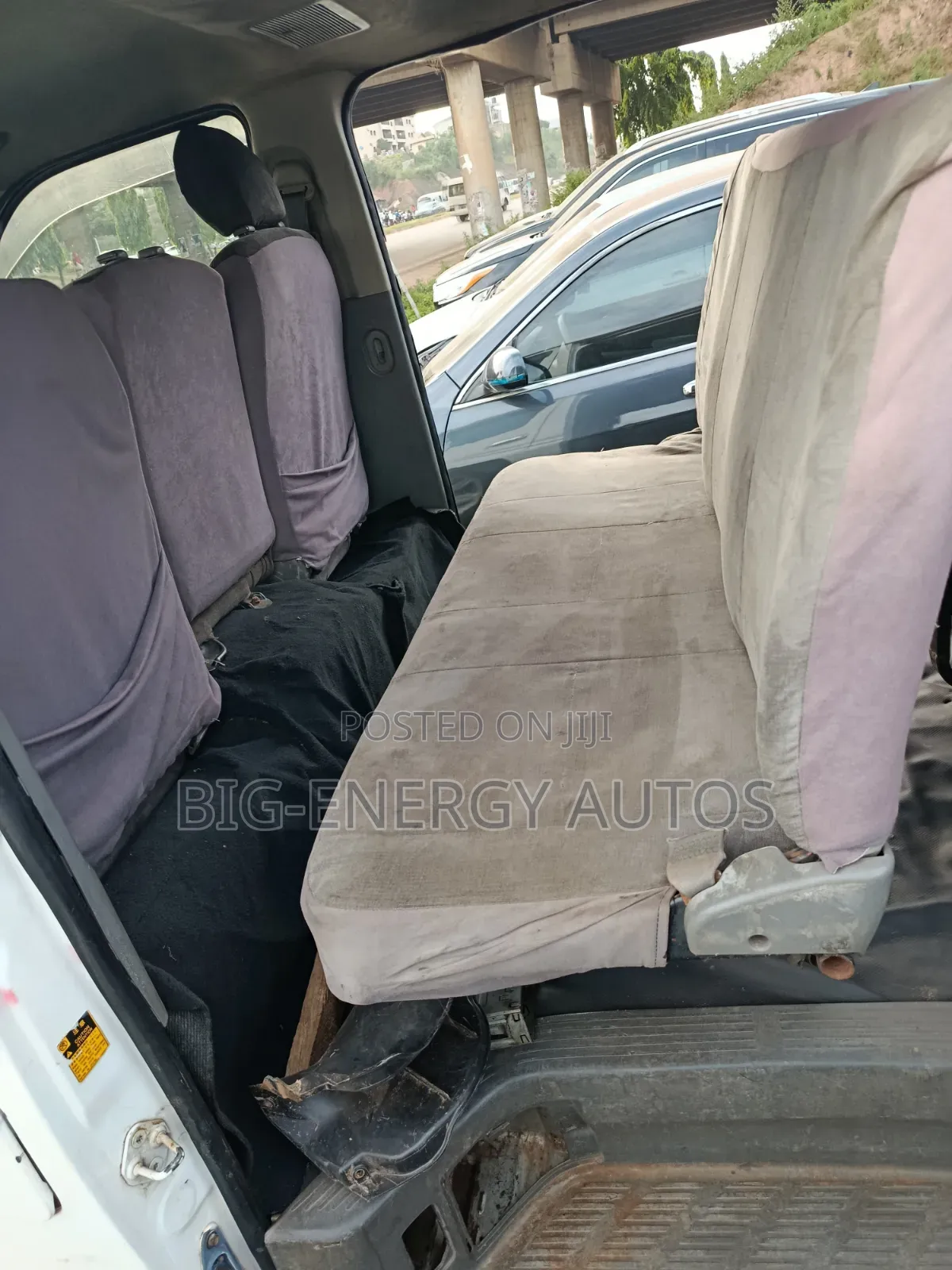 Toyota HiAce 2015 White