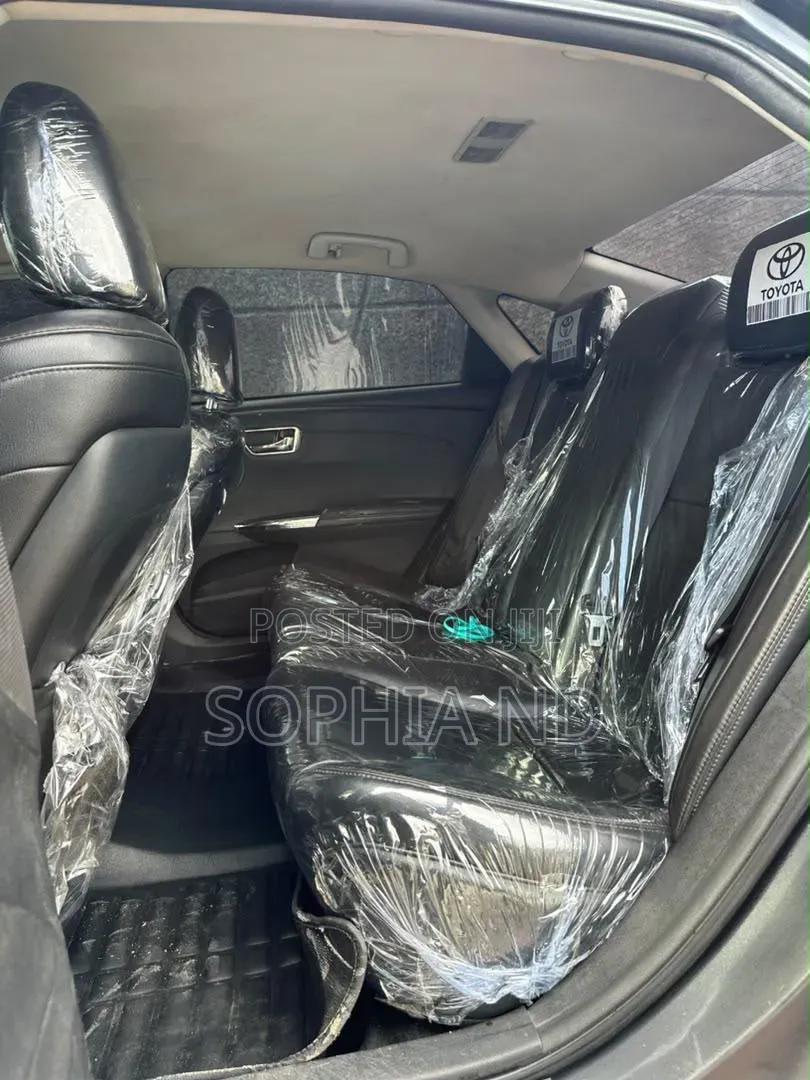 Toyota Avalon 2014 Black