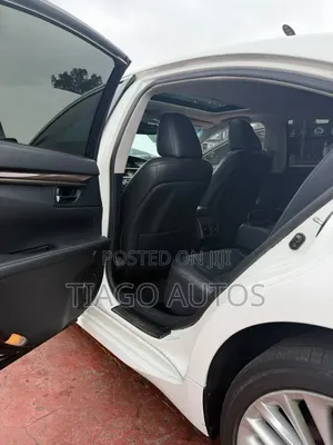 Lexus ES 350 FWD 2013 White