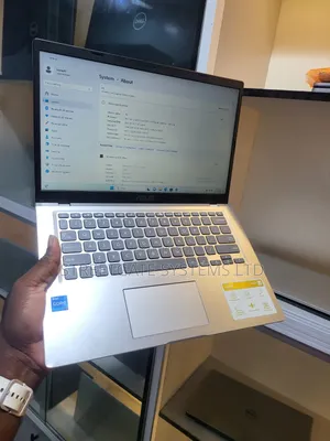 Laptop Asus Vivobook 14 16GB Intel Core i3 SSD 128GB