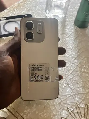 Infinix Hot 50i 128 GB Silver