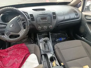 Kia Cerato 2015 Silver