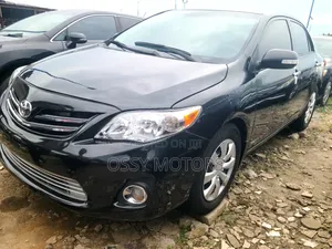 Toyota Corolla 2013 Black