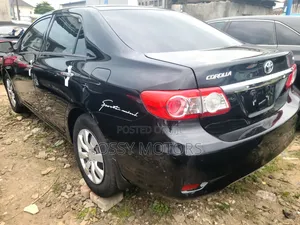 Toyota Corolla 2013 Black