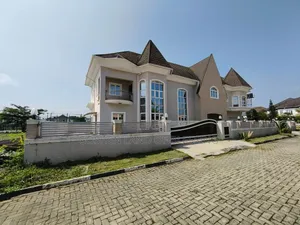 Furnished 5bdrm Duplex in Lakeview Estate, Lekki Phase 1 for sale