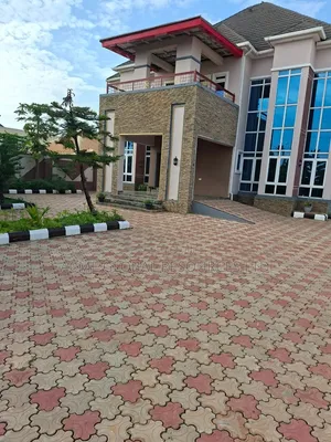 Furnished 5bdrm Duplex in Sabo Gra, Chikun for sale