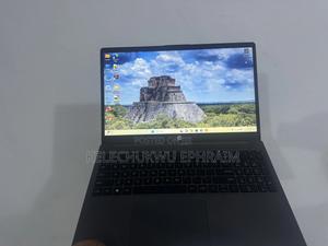 Laptop HP 255 8GB AMD Ryzen 3 SSD 256GB