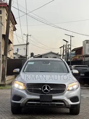 Mercedes-Benz GLC-Class 2016 Blue