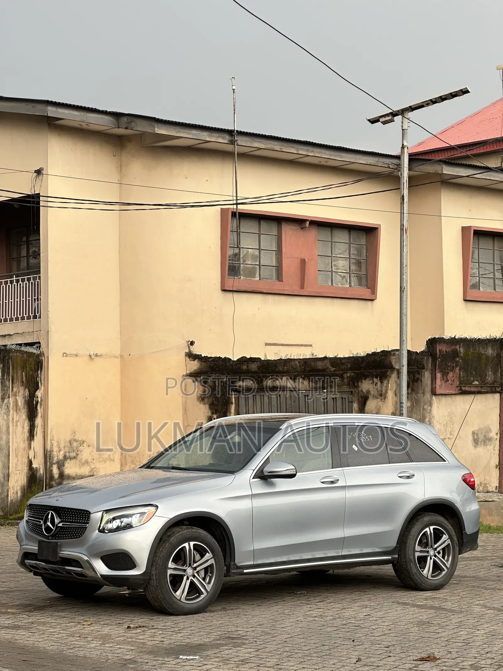 Mercedes-Benz GLC-Class 2016 Blue