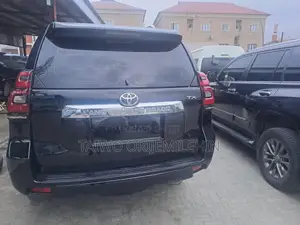 Toyota Land Cruiser Prado 2013 Black