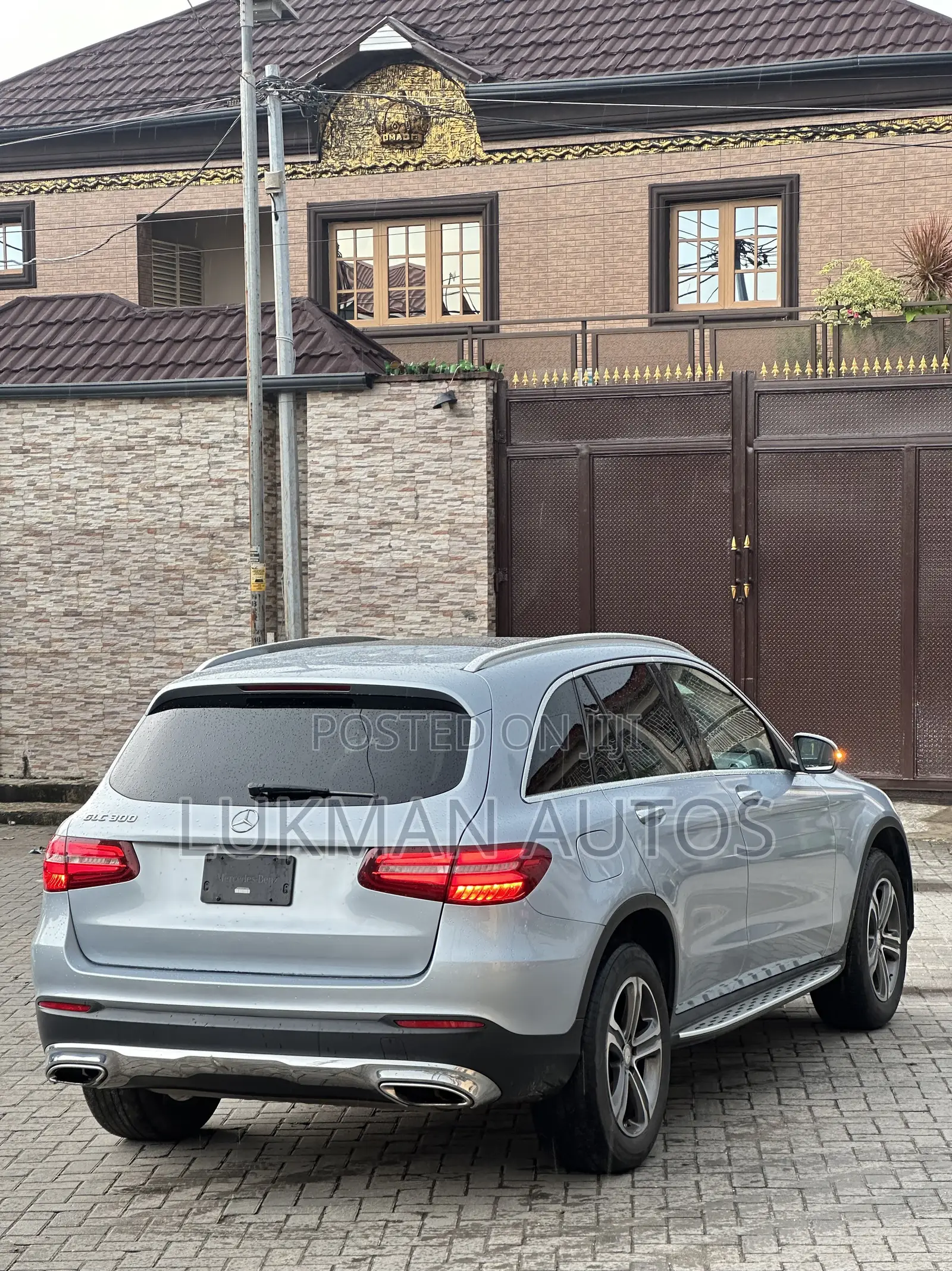 Mercedes-Benz GLC-Class 2016 Blue