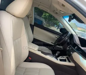Lexus ES 2017 White