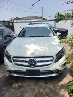 Mercedes-Benz GLA 250 2015 White