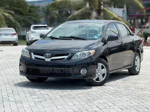 Toyota Corolla 2013 Black