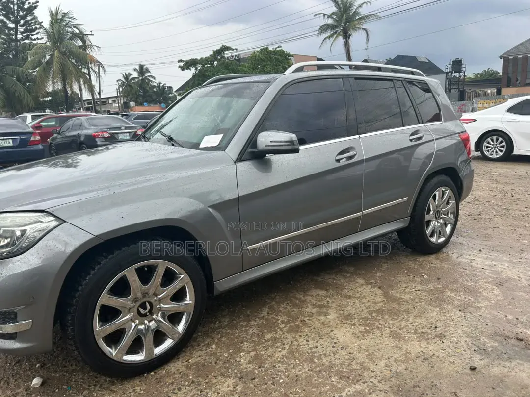 Mercedes-Benz GLK-Class 350 4MATIC 2014 Gray