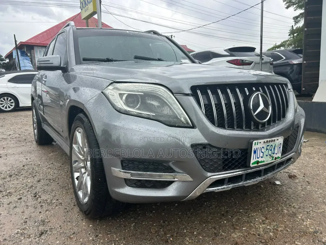 Mercedes-Benz GLK-Class 350 4MATIC 2014 Gray