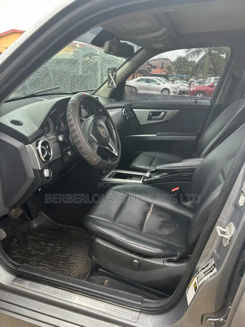 Mercedes-Benz GLK-Class 350 4MATIC 2014 Gray