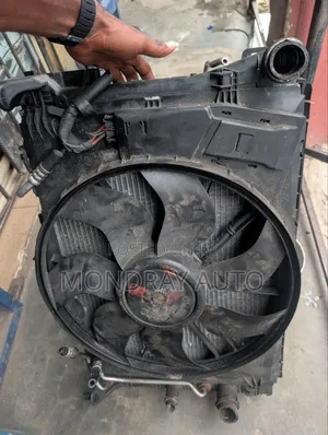 Mercedes Benz Radiator and Fan 204/212