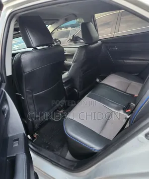 Toyota Corolla 2017 Silver