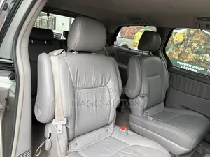 Toyota Sienna XLE 4WD 2007 Silver
