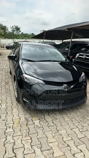 Toyota Corolla 2018 Black