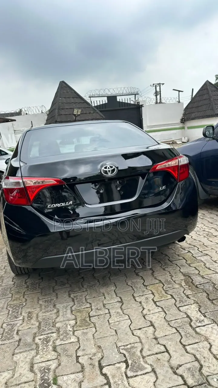 Toyota Corolla 2018 Black