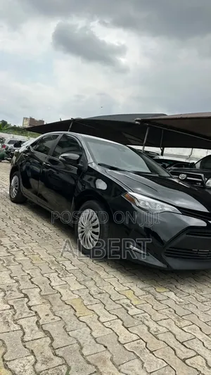 Toyota Corolla 2018 Black