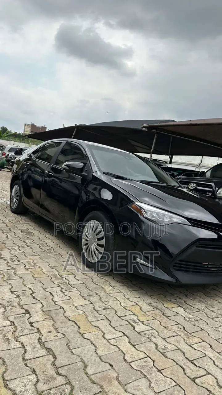 Toyota Corolla 2018 Black