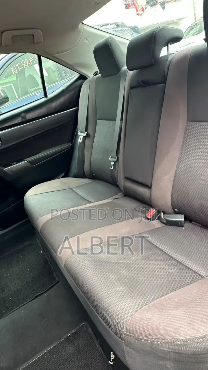 Toyota Corolla 2018 Black
