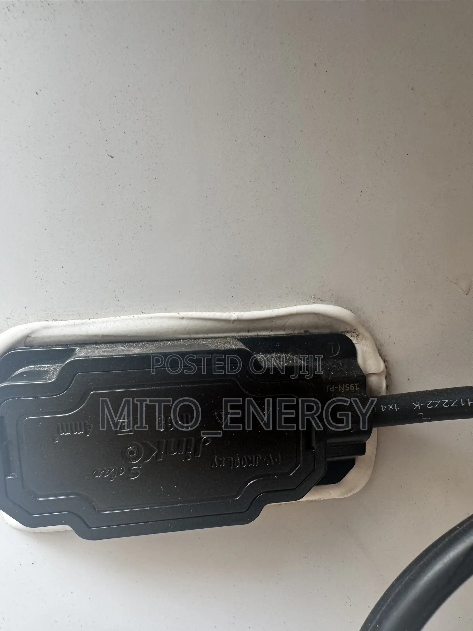 460w Jinko Panel