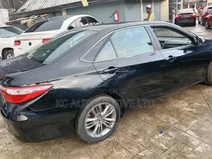 Toyota Camry 2016 Black