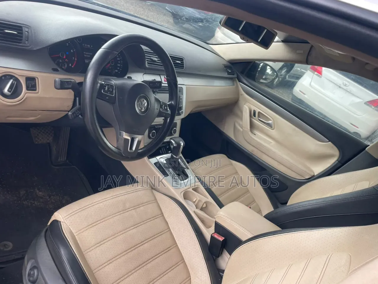 Volkswagen Passat 2010 Black