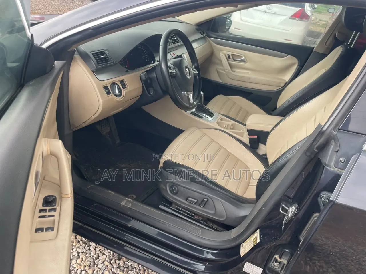 Volkswagen Passat 2010 Black