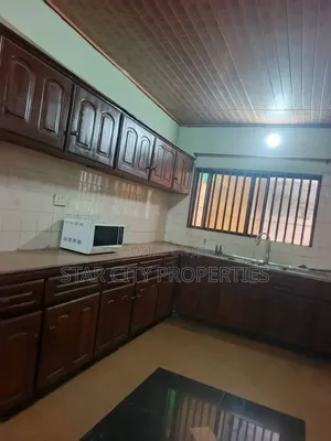 5bdrm Townhouse / Terrace in Maryland Lagos, Shonibare Estate for rent