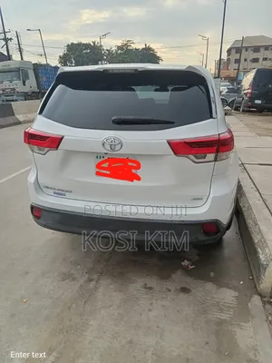 Toyota Highlander LE V6 4x2 (3.5L 6cyl 6A) 2016 White