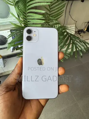 Apple iPhone 11 64 GB Purple