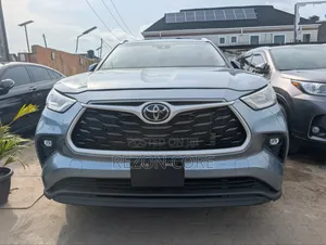 Toyota Highlander XLE AWD 2020 Blue