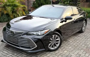 Toyota Avalon XLE 2021 Black