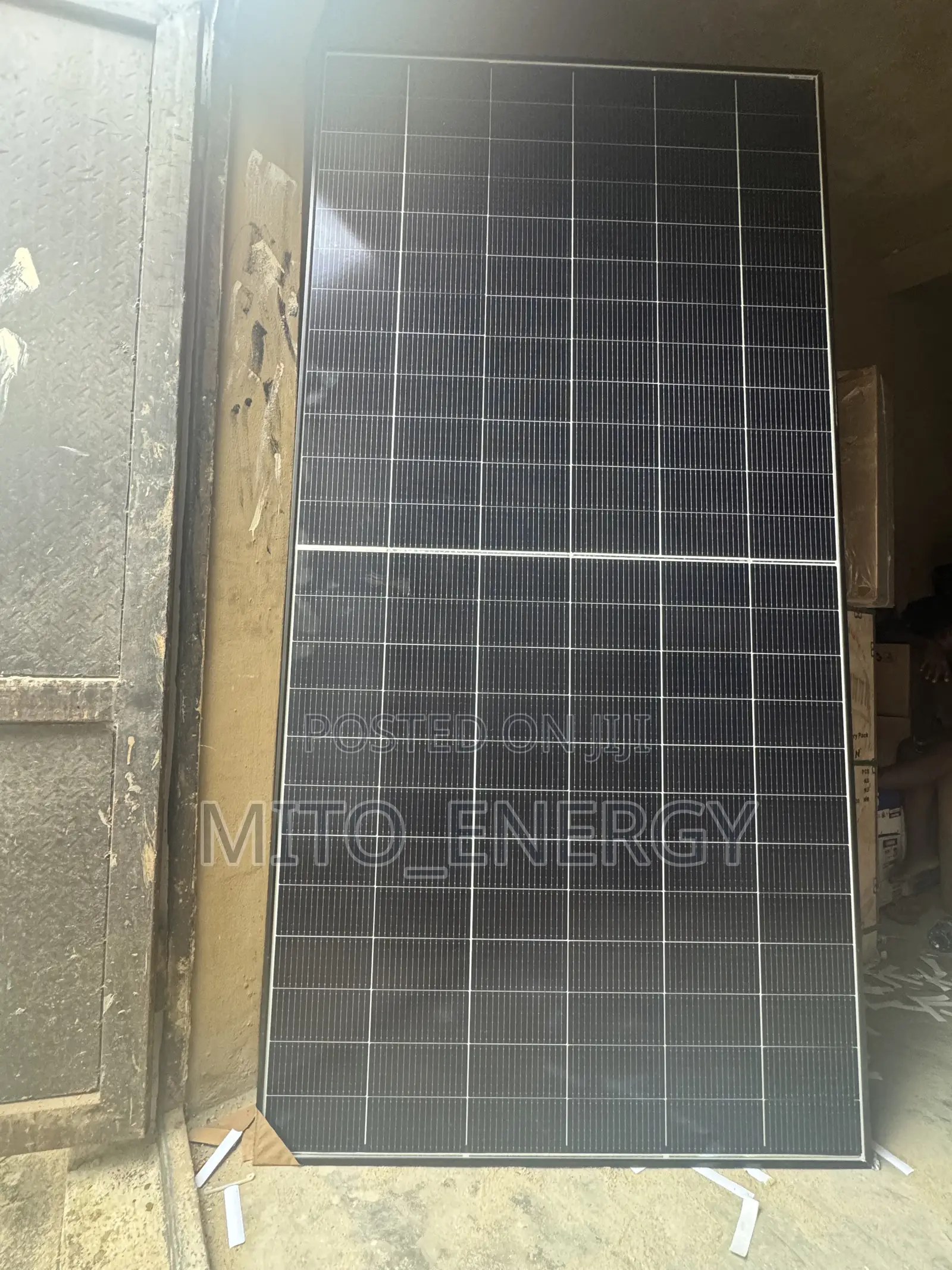 585w Bifacial Panel