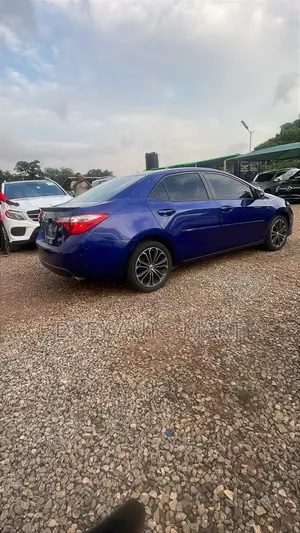 Toyota Corolla S Plus 4dr Sedan (1.8L 4cyl CVT) 2015 Blue