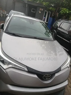 Toyota C-HR 2019 Silver