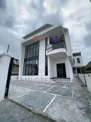 4bdrm Duplex in Sangotedo for sale