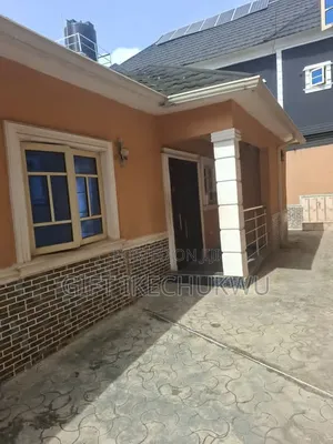 3bdrm Apartment in Funso Oweyemi, Fagba for rent