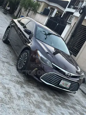 Toyota Avalon XLE 4dr Sedan (3.5L 6cyl 6A) 2015 Burgundy