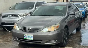 Toyota Camry 2004 Silver