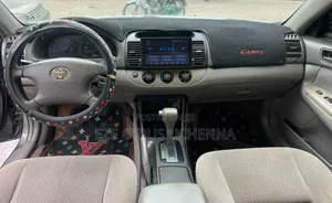Toyota Camry 2004 Silver