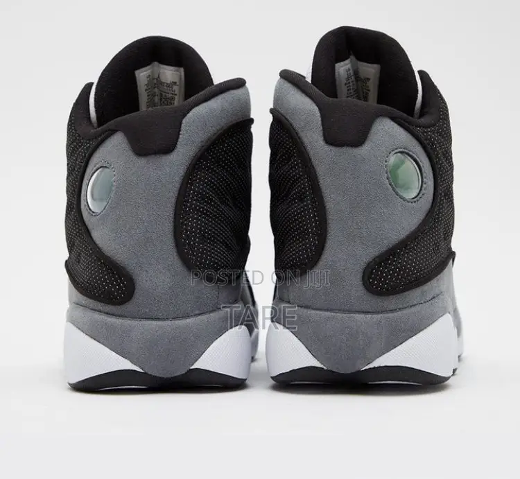 Air Jordan 13 Retro "Black Flint"