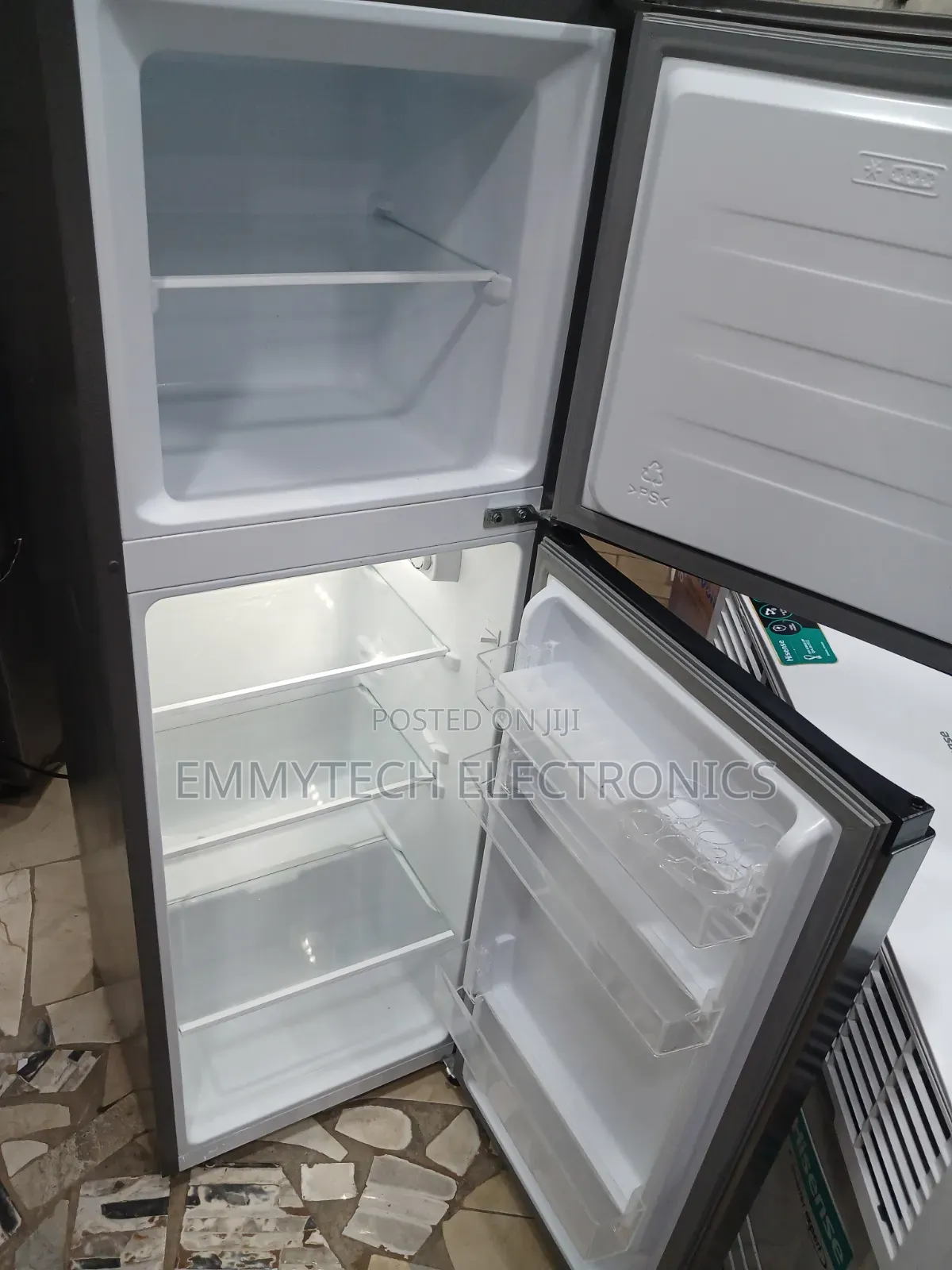 Hisense Fridge REF200DR